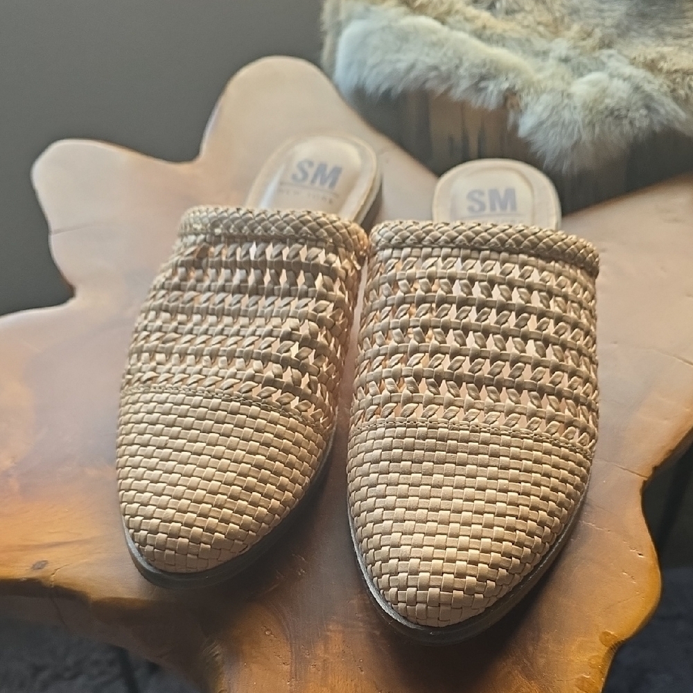 SM New York Tan Mules with Woven Texture 7.5